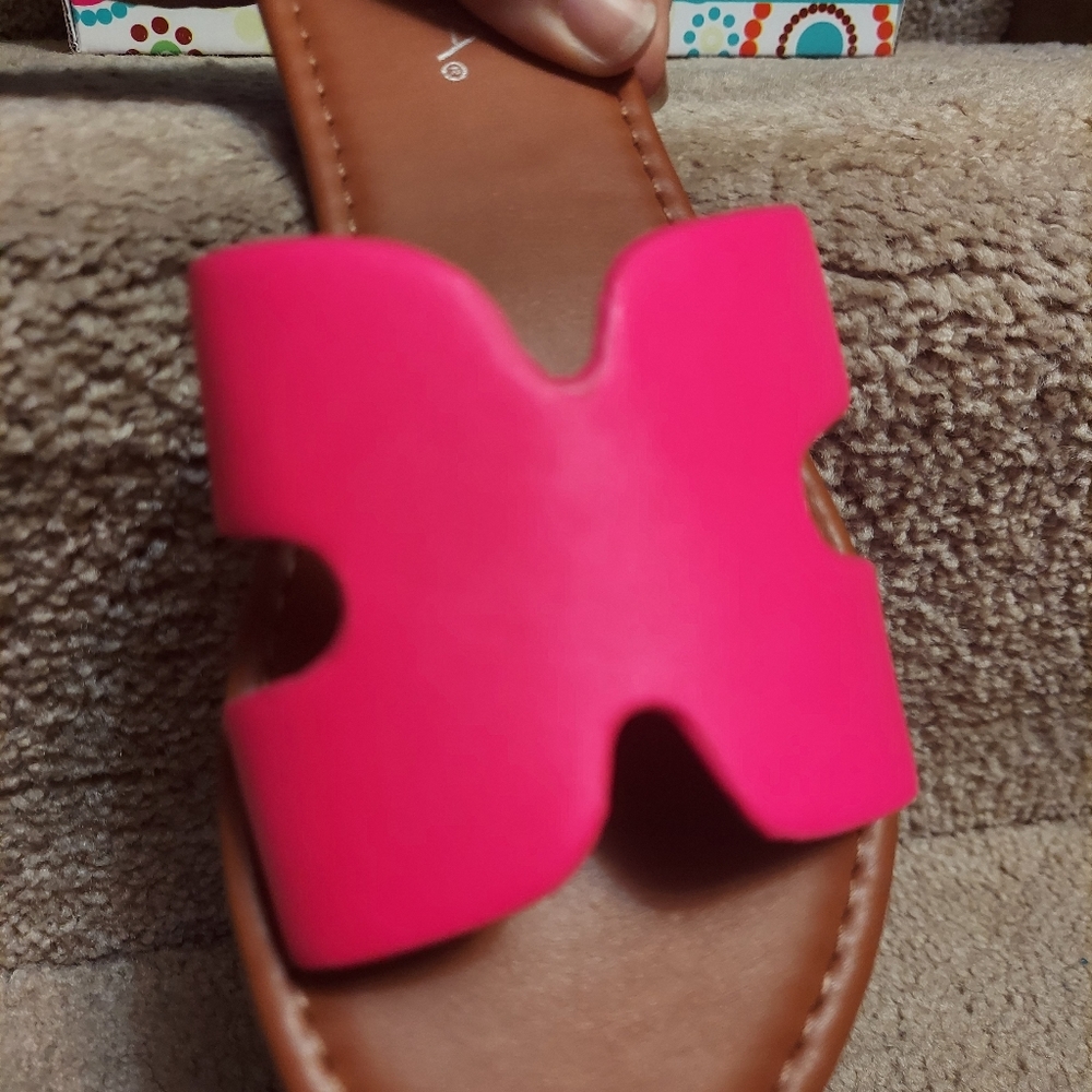 Pink H-Shape Sandals - Picture 6 of 6